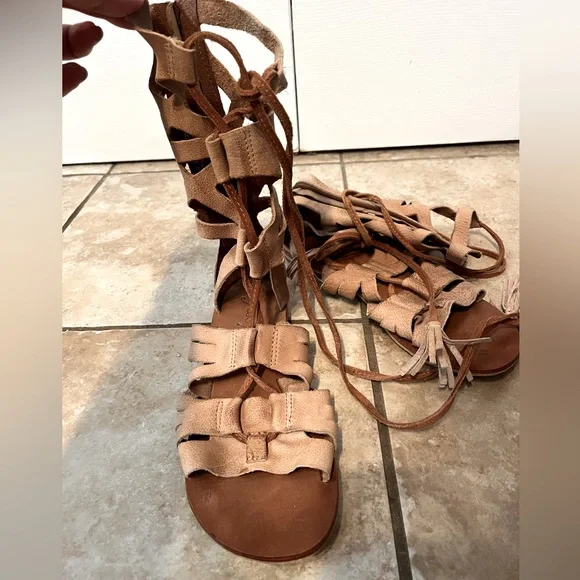 Free people gladiator tie up sandals - Picture 9 of 11